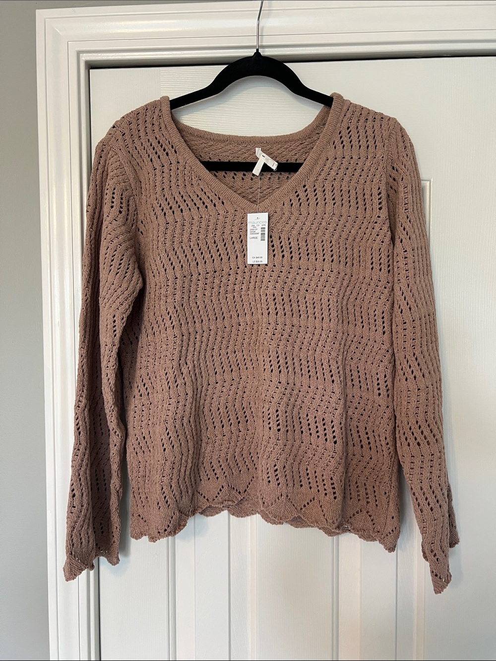 Maurices Open Knit V-Neck Sweater in Warm Taupe Size Large NWT